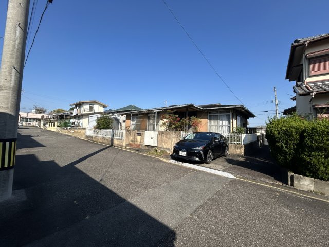 【前面道路含む現地写真】の画像