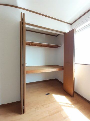 パインヒル石井　Ａの収納|たっぷりとした収納スペースです