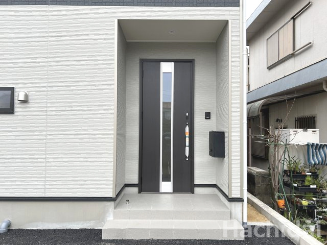 碧南市大浜上町第2　新築分譲住宅＜1号棟＞のエントランス