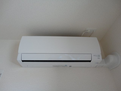 【設備】 | ヴィラ田中C | エアコン