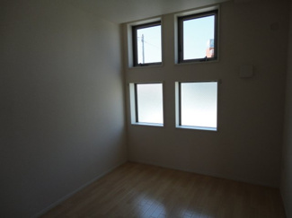 【内装】 | ヴィラ田中C | 洋室