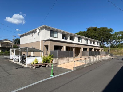 【外観】 | ファミーユコート | 外観写真（昼）