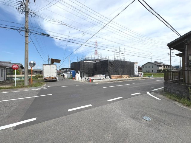 リーブルガーデン　各務原市川島渡町第2　全3区画分譲の前面道路含む現地写真|「現地（2026年9月19日）撮影」　
■前面道路　
■ヤマダ不動産　株式会社リライフ