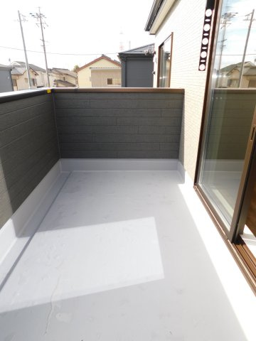 清須市春日上須ケ田の新築一戸建のバルコニー|◇バルコニー◇　　南面で陽当り良好なワイドバルコニー！