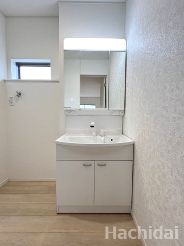 碧南市大浜上町第2　新築分譲住宅　＜2号棟＞の独立洗面台