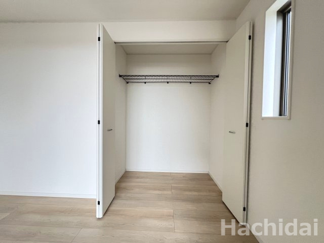 碧南市大浜上町第2　新築分譲住宅　＜2号棟＞の収納|6.0帖洋室クローゼット