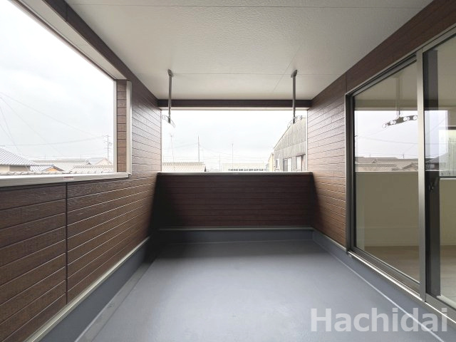 碧南市大浜上町第2　新築分譲住宅　＜2号棟＞のバルコニー