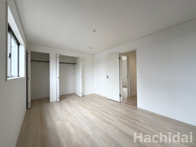 碧南市大浜上町第2　新築分譲住宅　＜2号棟＞の洋室|8.7帖洋室