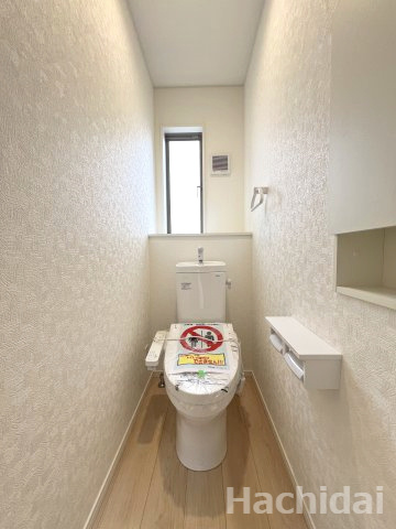 碧南市大浜上町第2　新築分譲住宅　＜2号棟＞のトイレ|2階トイレ