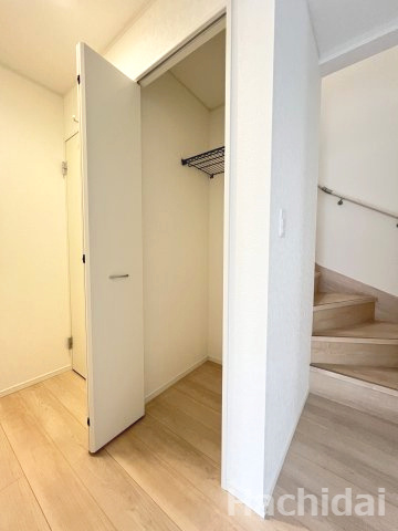 碧南市大浜上町第2　新築分譲住宅　＜2号棟＞の収納