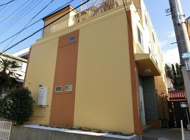 杉並区荻窪４丁目の賃貸マンションの外観