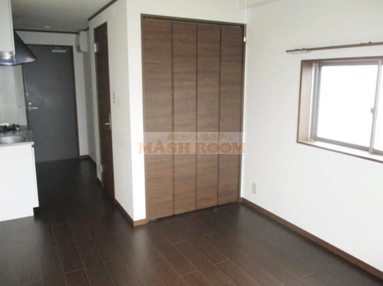 杉並区荻窪４丁目の賃貸マンションの居間・リビング