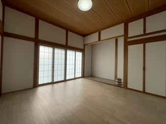 【洋室】 | 古寺戸建 | 広々とした洋室です