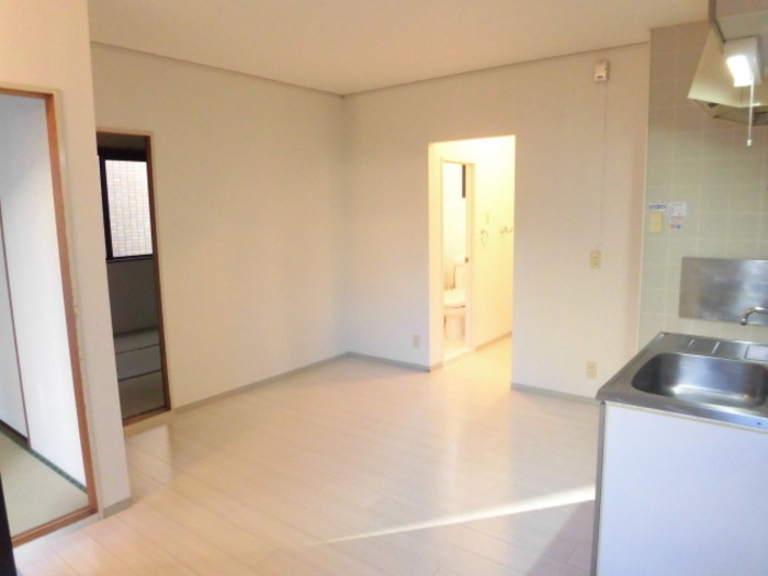 【居間・リビング】