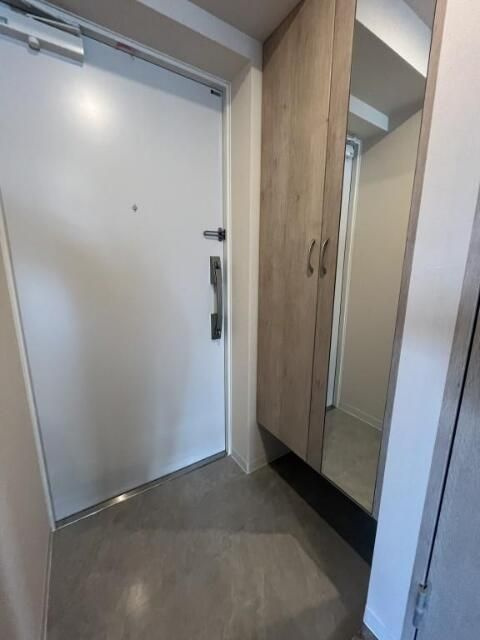 マークス桜の玄関