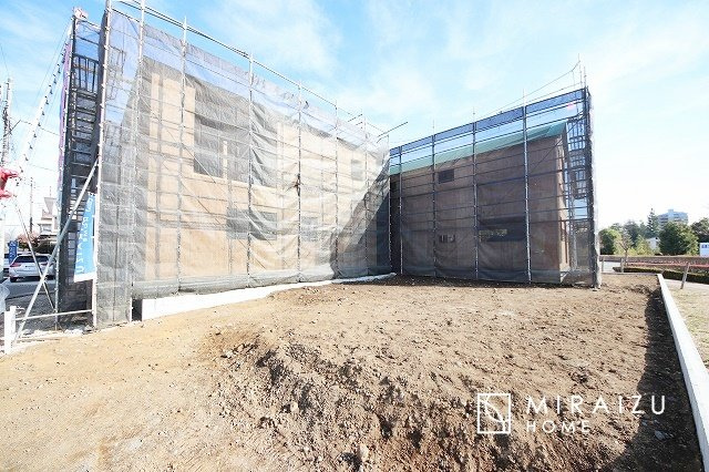 【前面道路含む現地写真】 | 日当たりの良いお家は嬉しいですよね。それぞれ価値観が分かれる箇所です、実際に内覧して日当たりの心地よさをご体感下さいね♪