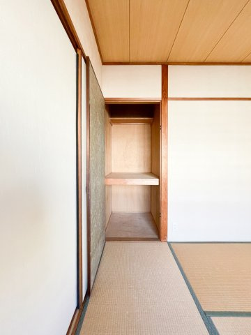 名谷８団地41号棟の和室|北側和室約6帖