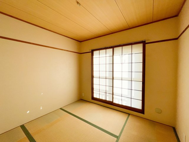 名谷８団地41号棟の和室|和室約4.5帖