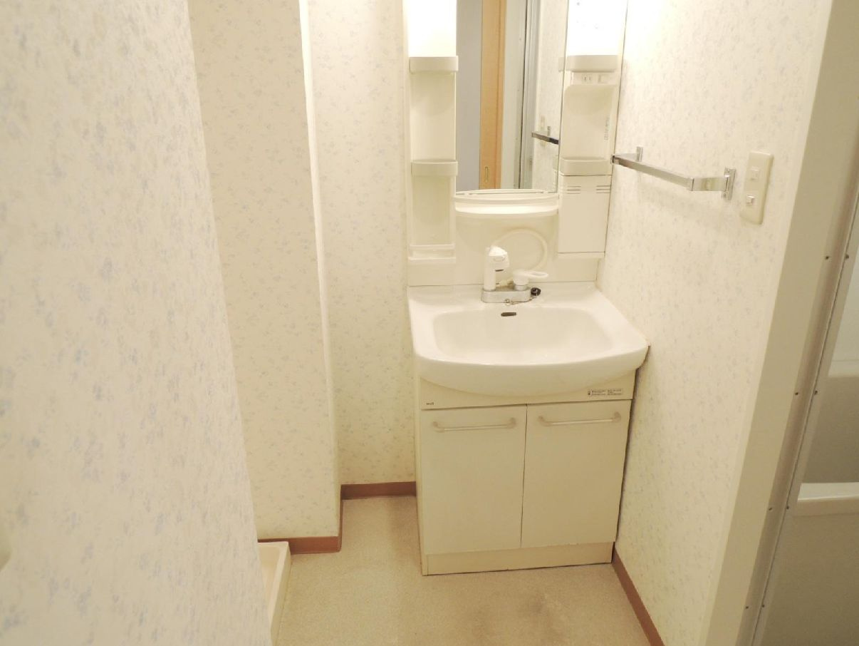 ナカムラビルヂングの独立洗面台|※別号室の参考写真です。