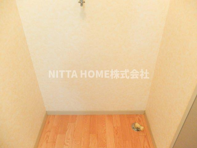 サンハウス B棟の設備|室内洗濯機置き場も完備★