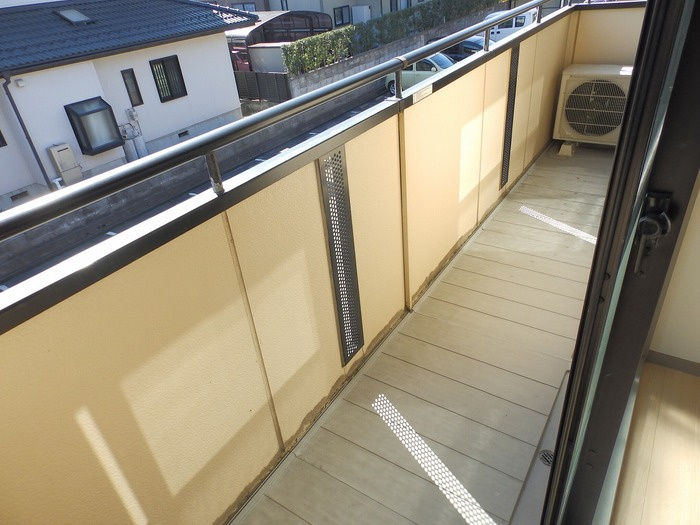 パストラル米原A棟のバルコニー