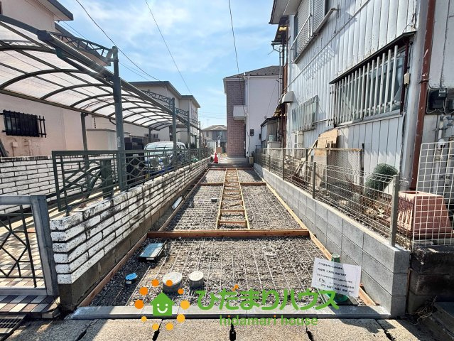 蓮田市西新宿11期　新築一戸建て　グラファーレの駐車場|2025/12/25　撮影
