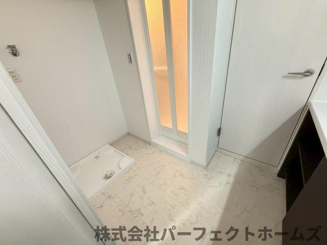 藤阪ハイツD6棟のランドリースペース