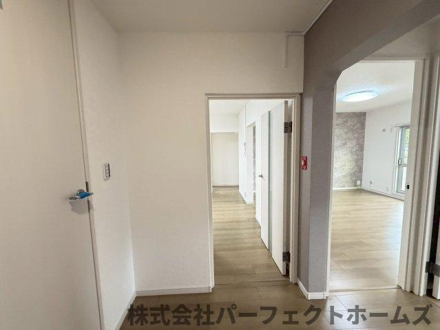 藤阪ハイツD6棟の内装|おしゃれな内装です