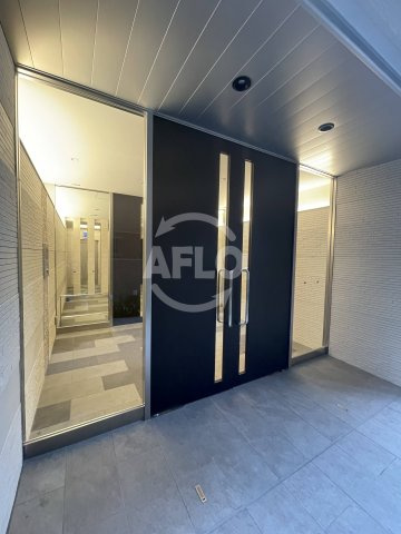 ラヴィータ難波元町のエントランス|TOYOTOMI STAY premium 難波元町 エントランス