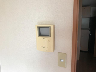 【内装】 | エクセルハイム | カメラ付インターホン