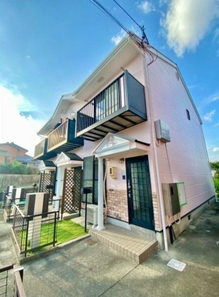 Ｗｅａｌｔｈｙ ｈｉｌｌｓの外観