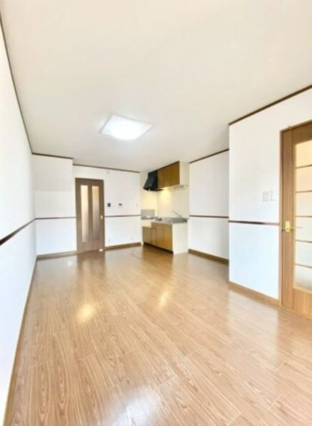 Ｗｅａｌｔｈｙ ｈｉｌｌｓの居間・リビング