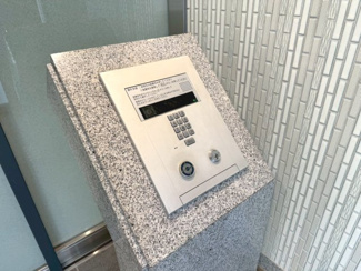 【エントランス】 | パラドール嵯峨嵐山・四季彩苑 | オートロック付で安心セキュリティ