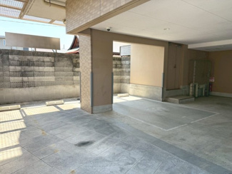 【駐車場】 | パラドール嵯峨嵐山・四季彩苑 | お客様のご都合に合わせて現地へご案内いたします！お気軽にお問い合わせください。