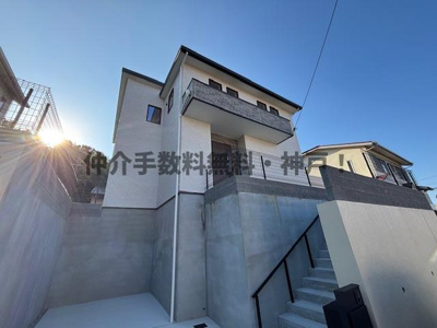 【外観】 | 神戸市垂水区つつじが丘1丁目　新築戸建　仲介手数料無料！ | 外観もきれいです
