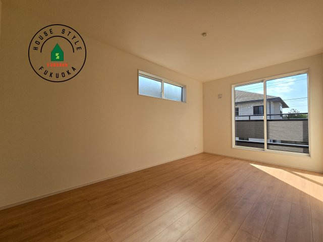 福津市福間南4丁目第1-3棟（3号棟）の寝室|主寝室には収納力に優れたクローゼットがありますので、お部屋もすっきり片付きます。