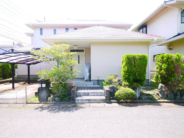 茂原市緑ヶ丘5　中古戸建の外観|敷地約80坪三井ホーム施工５LDK都市ガス上下水 緑ヶ丘リゾーン分譲地内スーパーせんどう徒歩約12分