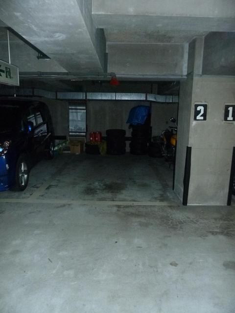 敷地内駐車場