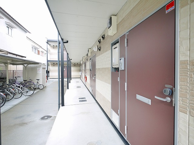 レオパレスプルメリアのロビー