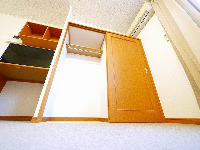 レオパレスプルメリアの収納|収納スペース豊富です