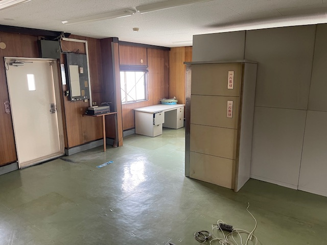 約１３０坪の２階建てシャッター付き工場◆即引渡し可能◆南区吉祥院這登中町の内装|内装