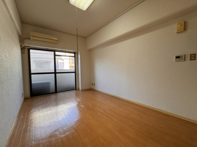 【居間・リビング】 | ピュアシティ黄金