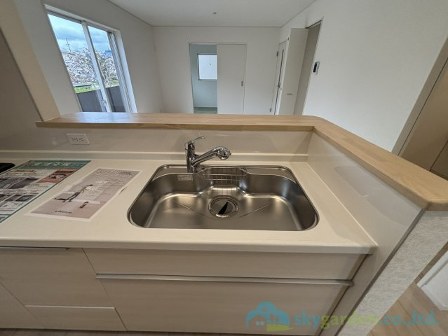 秦野市栄町第1　新築戸建　全6棟5号棟のキッチン