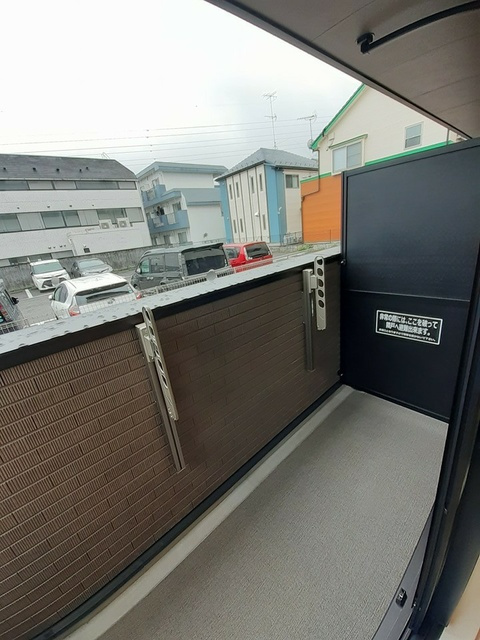 クレストTSのバルコニー