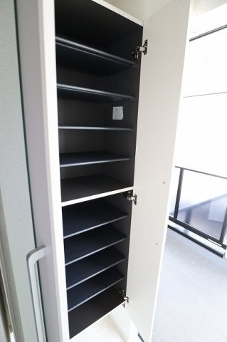 クレストTSの収納