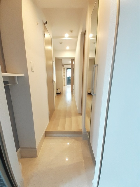 クレストTSの玄関