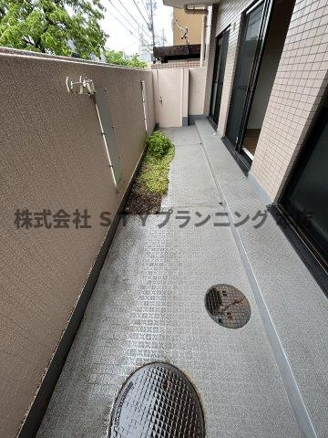 仲介手数料０円！カーサ本山のバルコニー