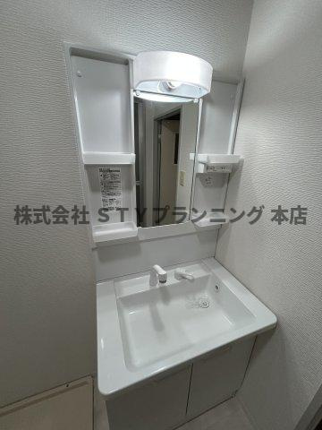 仲介手数料０円！カーサ本山の独立洗面台