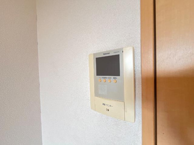 【内装】 | STRADA saya | カメラ付インターホン