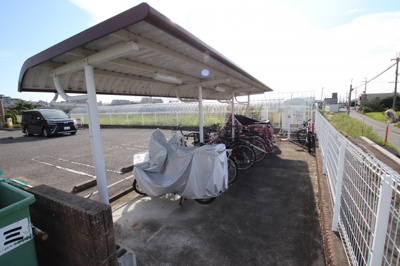 【その他共用部分】 | ベルメゾン | 駐輪場